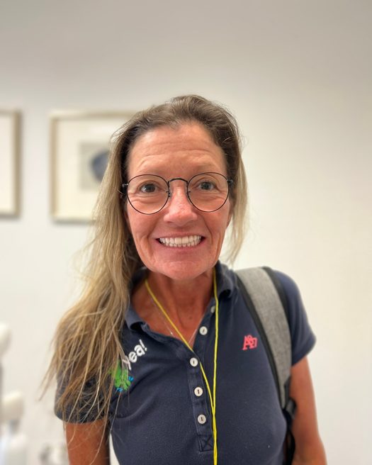 Patient smiling after treatment, photo 3